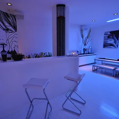 Emozioni Apartment *